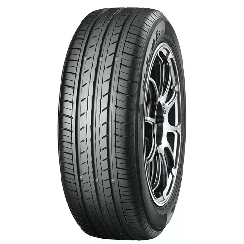 Yokohama Bluearth Es ES32 225/45 R17 94 V